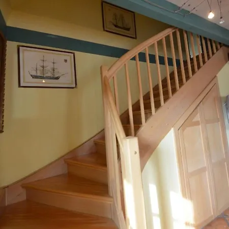 Kapitaenshaus By Interhome Groß Zicker